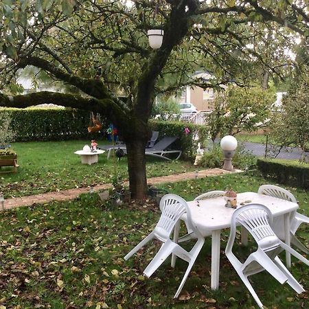 Maison Avec Veranda Proche Du Centre Ville Rignac  Εξωτερικό φωτογραφία